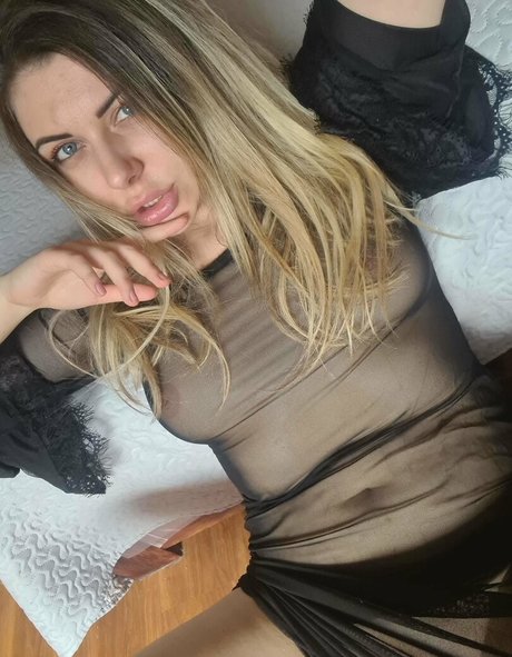 shemale handjob onlyfans perfect img