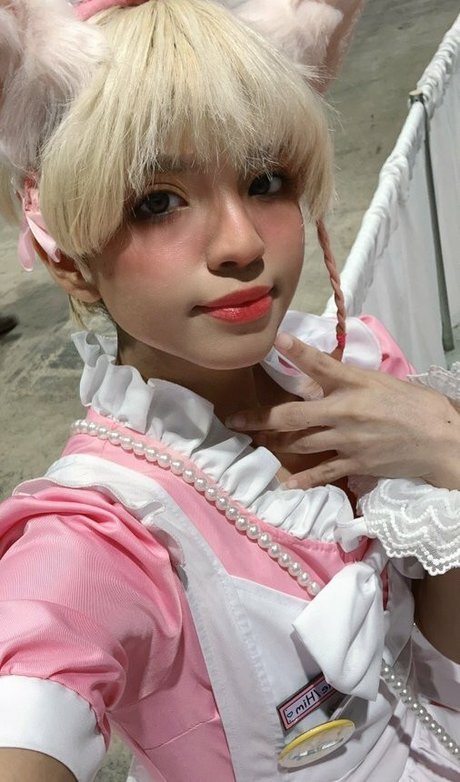 EdenTheFairy model hot pic