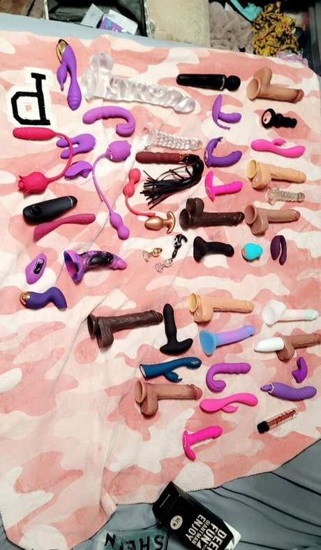 casey firekesfree model art img