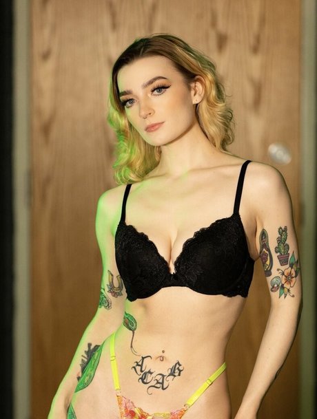 teen footjob onlyfans beautiful images