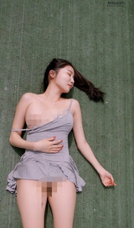 jenasis sex actress pic