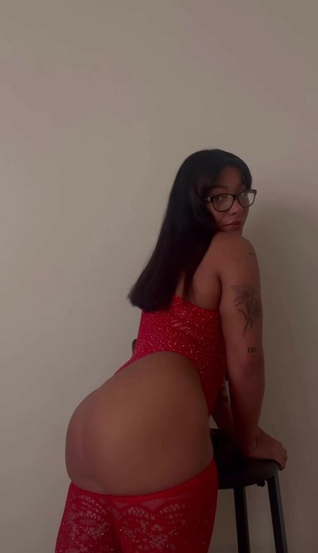 Cupc8luvv hot model images