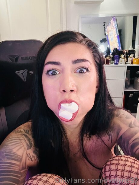 latina onlyfans sexy nude galleries