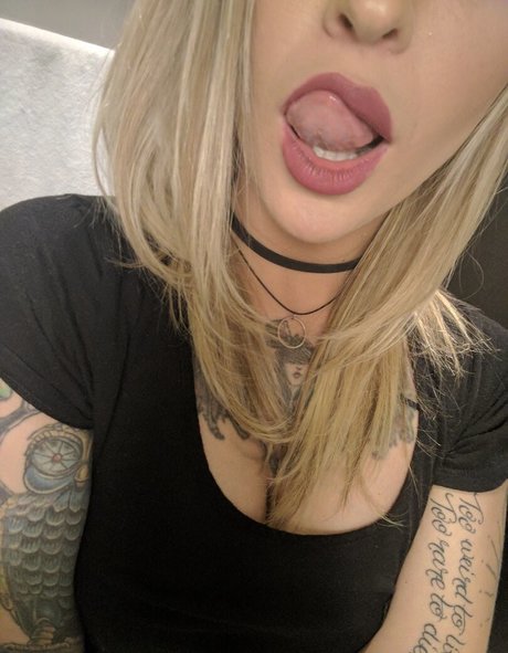 kleiovalentien pretty actress archive