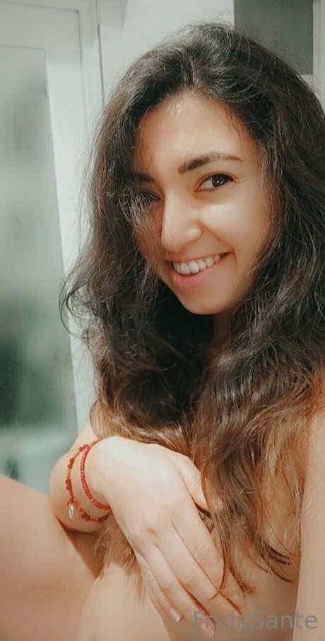 fridasante xxx actress pictures