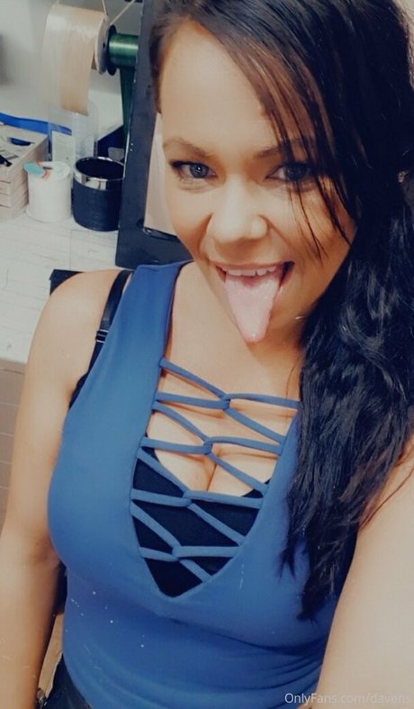 davens perfect actress photos