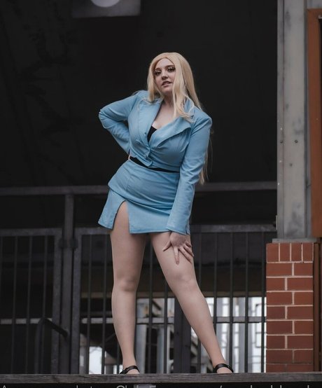 apple blonde sexy pornstar galleries