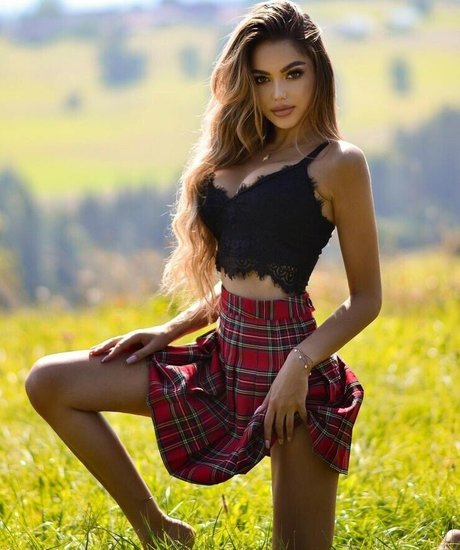 aurolka model exclusive gallery