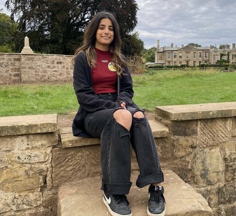 Davina Samra erotic actress img