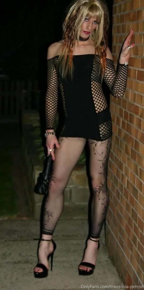 trans lola perron pornstar naked images