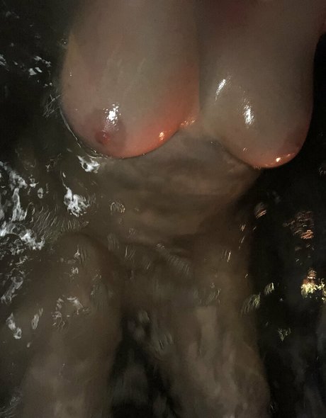 naughtyredmilf exclusive star picture