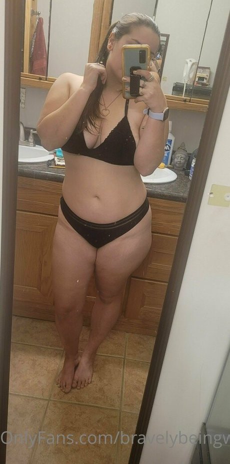 bravelybeingwoman high quality model images