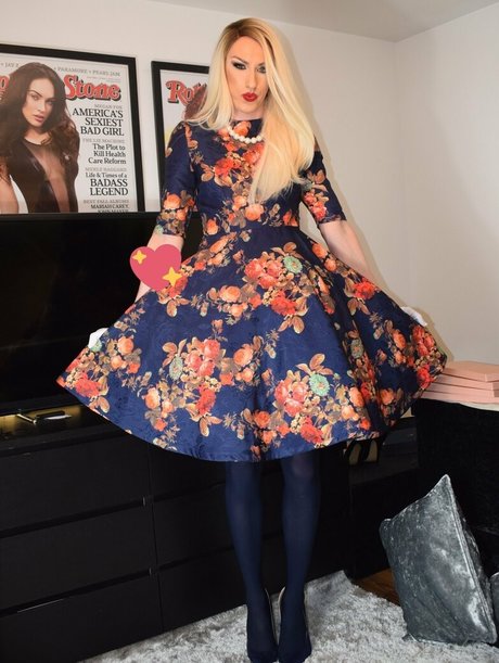 msbarbiemaryse star adult image