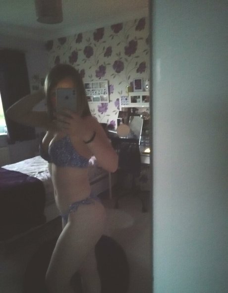 justanuptowngirl star sexy img