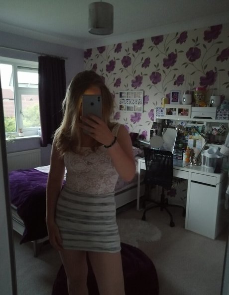 justanuptowngirl star hd pics