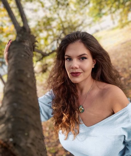 Eliza Stefanova adult model galleries