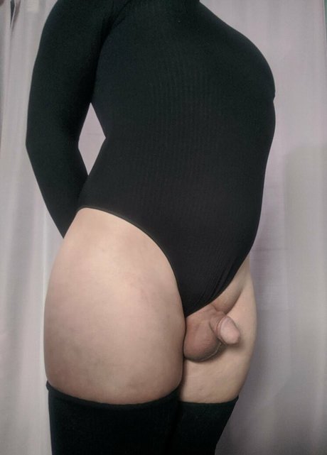 black onlyfans top pic