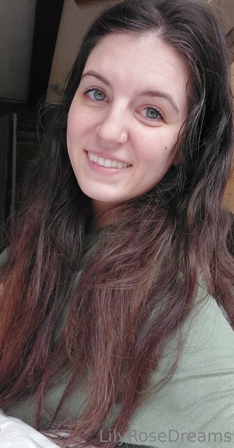 lilyrose71 top pornstar images