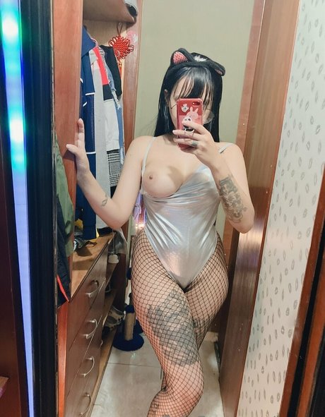 qemasylavez1qy2 pornstar high quality pic