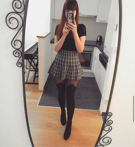 ManaRuka beautiful pornstar photos