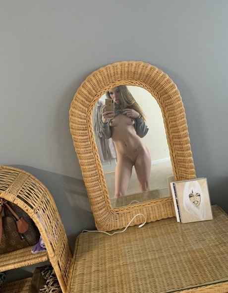 extreme onlyfans pornographic pic