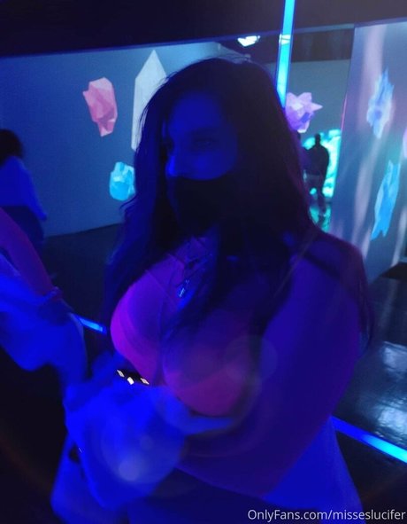 moms onlyfans art naked img