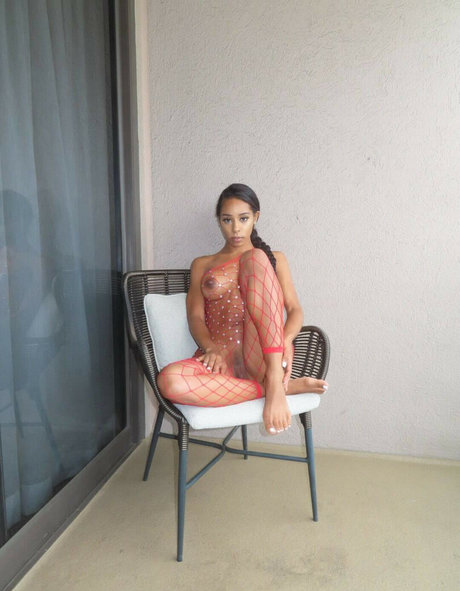 Larissa Castr0 top actress pic