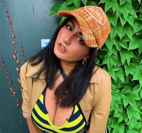 mature asian onlyfans beautiful image