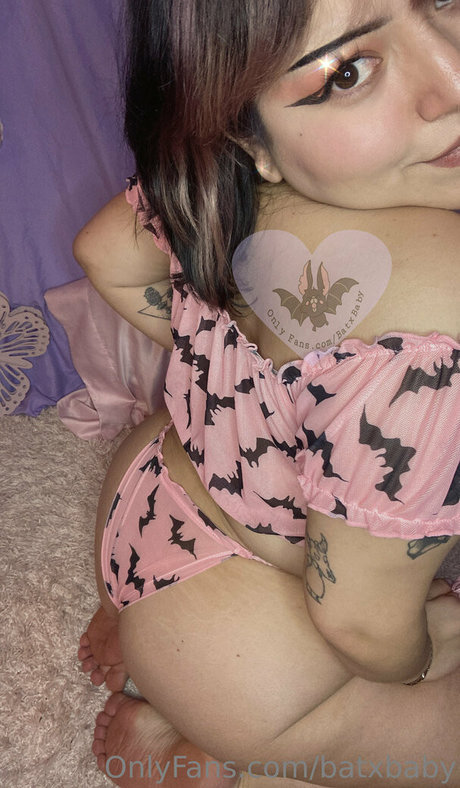 batxbaby nude model image