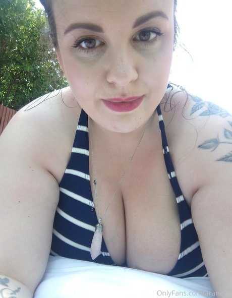 arana90 model exclusive photos