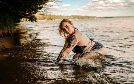 pierced princess star adult picture