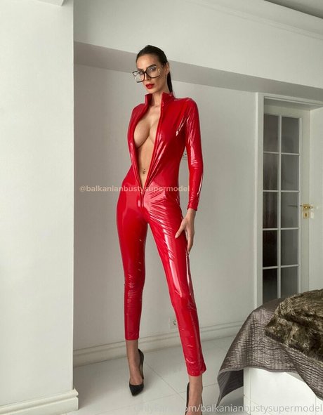 balkanianbustysupermodel porn model image