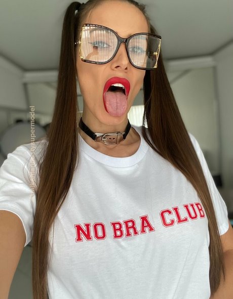 balkanianbustysupermodel pornographic model img