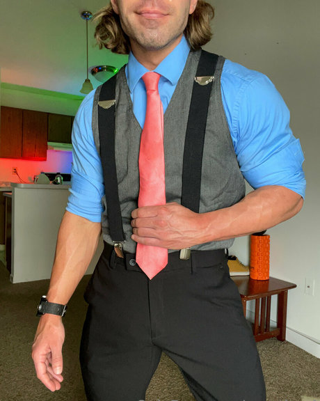 yourthor4 art model pic