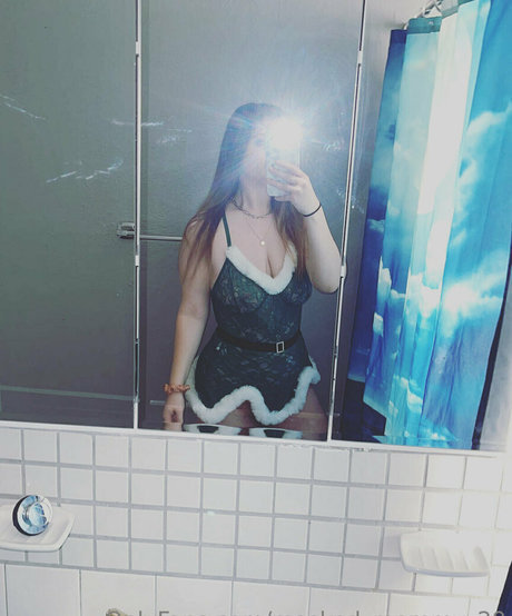 masked mommy 20 nude model archive