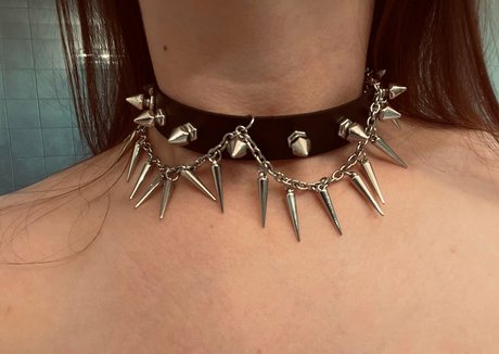 masked mommy 20 sexy actress pictures