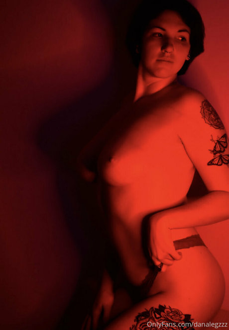 danalegzzz pornographic actress photo