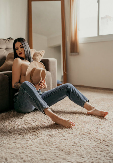 prone onlyfans nice galleries