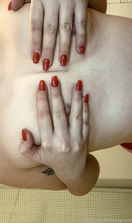 itsyagirlpaz model erotic img