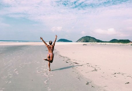 Jade Barbosa nice pornstar image