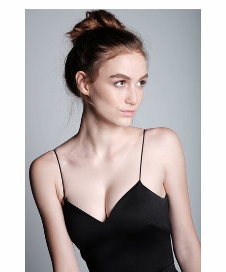 Madison Lintz model top photos