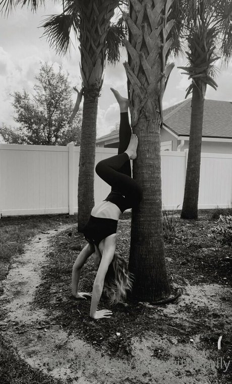 yogawithemily Quick photo