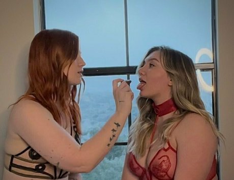 Kaylee Cox beautiful star archive