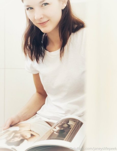 nude selfie onlyfans pornographic images