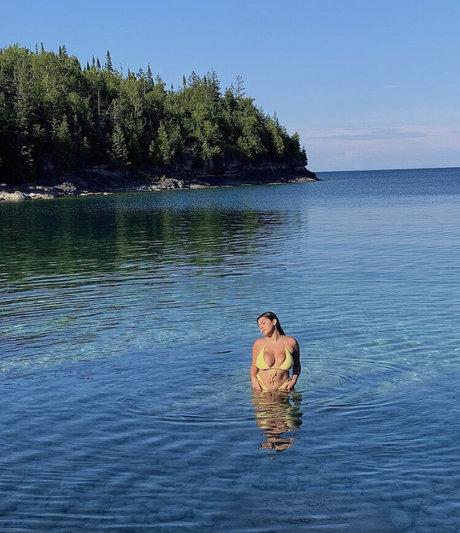 Nada C hot star archive