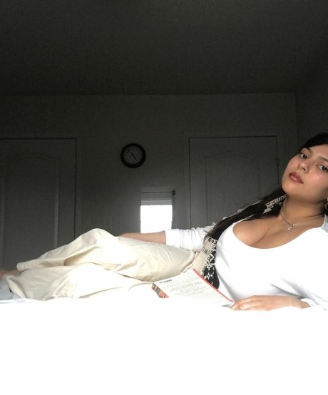 Nada C porn actress gallery