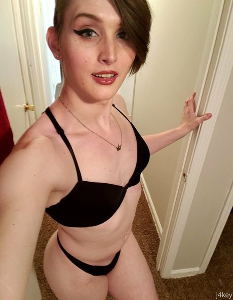 veroticajae sex model gallery