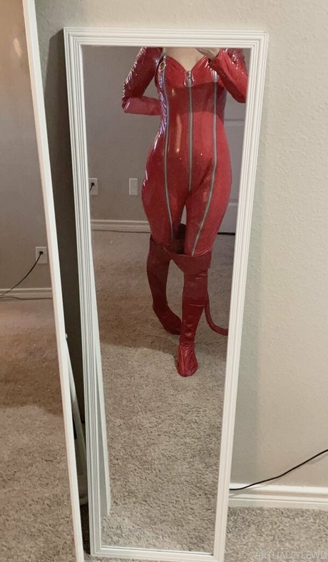 40 years old onlyfans nude images