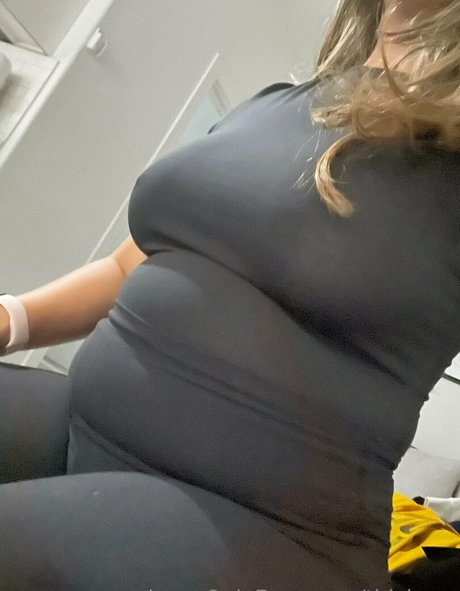 ThickAzn star naked img