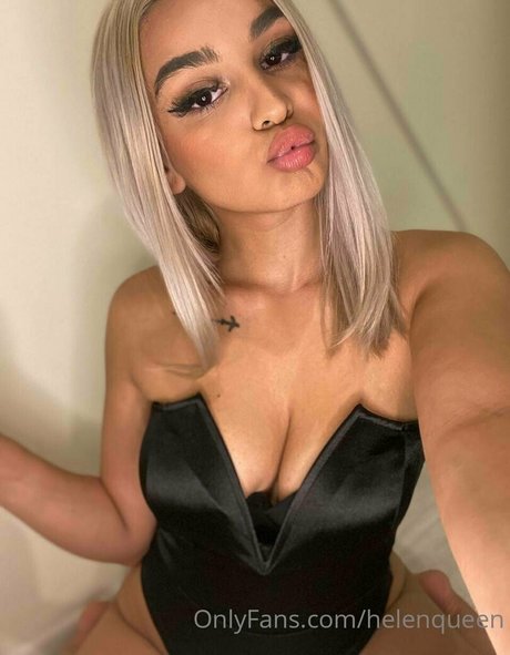 Helenqueen model art gallery